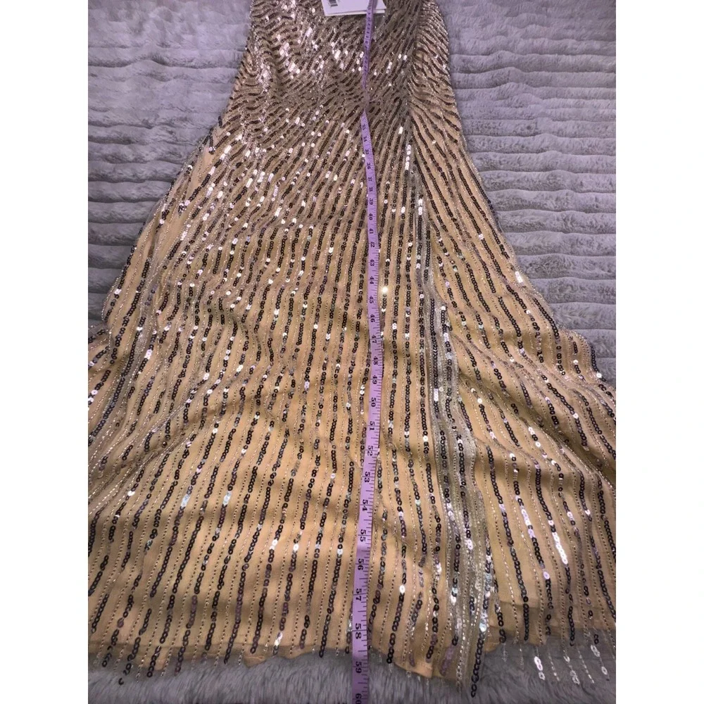 Mac Duggal Gown Womens 2 Gold Sequin Embellished Faux Wrap Surplice Neck‎ Dress
